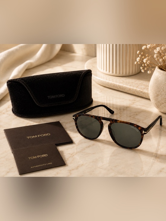Tom Ford Accessories - Tom Ford Black and Gold Card Holder